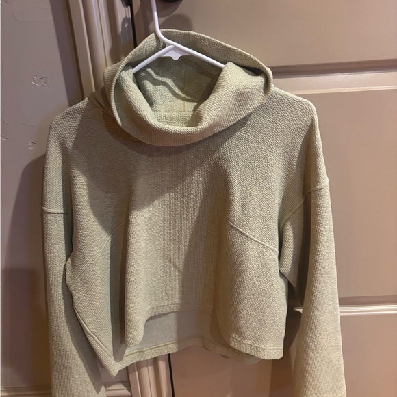 Lululemon textured pullover - Picture 1 of 2